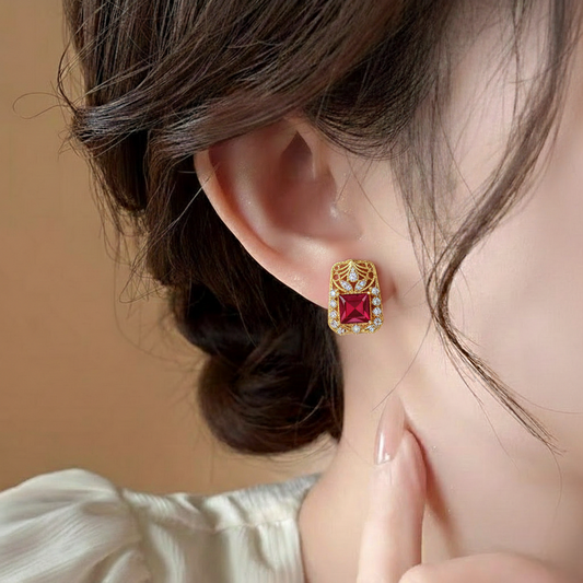 Cushion Cut Studs ¥-0037 (Golden-Red)