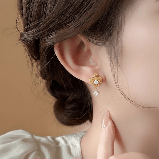 Lattice Drop Earrings ¥-0039 (Golden-Transperant) - MAWKLUXORA