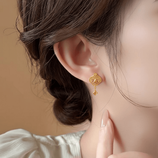 Lattice Drop Earrings ¥-0039 (Golden) - MAWKLUXORA