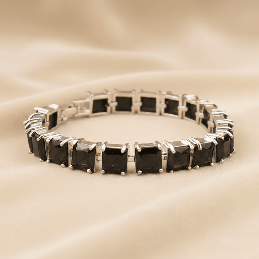 Crimson Crown Gem Bracelet ¥-0002 (Silver-Black) - MAWKLUXORA