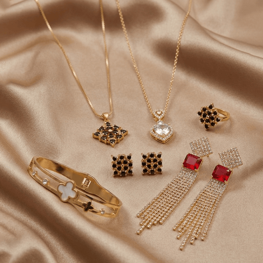 Luminary Charm Elite Collection C13 - MAWKLUXORA