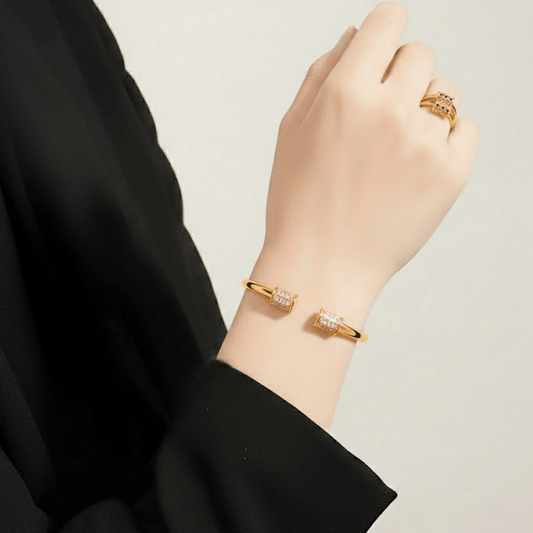 Cuff-Bracelet with rings $_0046 (Golden) - MAWKLUXORA