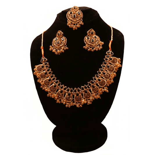 Kundan Style Set $_0072 (Golden-Black) - MAWKLUXORA