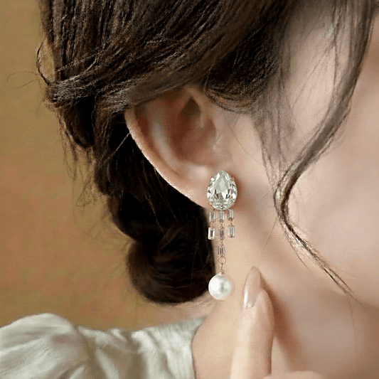 Pearl Shine Drop Hoops $_0055 (Golden-White-Transperant) - MAWKLUXORA