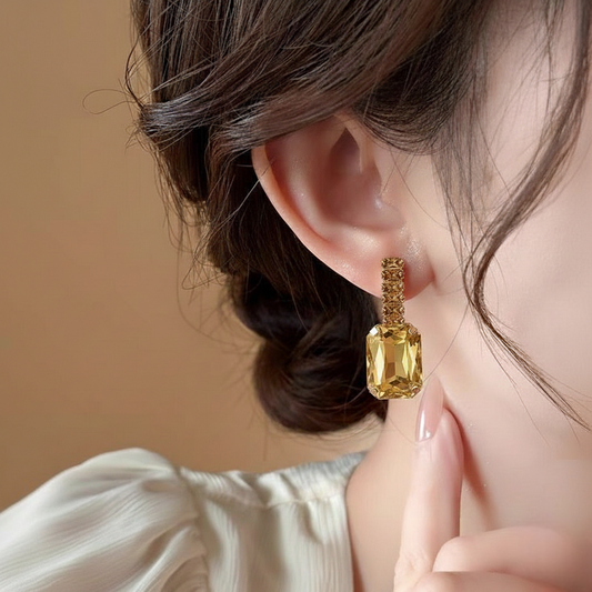 Teardrop Halo Studs $_0054 (Golden-SeaGreeen)