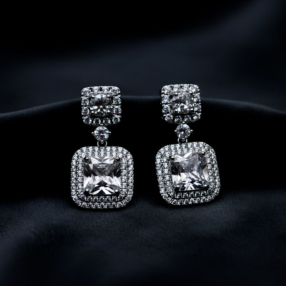 Cubic zirconia Earrings ¥-0028 (Silver-Transperant)