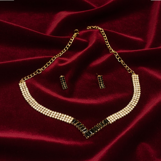 V Shape Gemstone Nacklace Set $_0047
