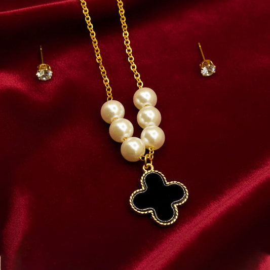 Four-Leaf Pearl Clover Set $_0068 (Black-White)