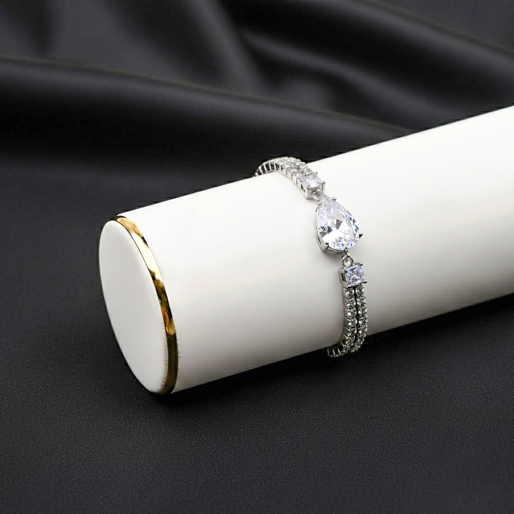 Pear Shaped Chain Barcelet $_0063