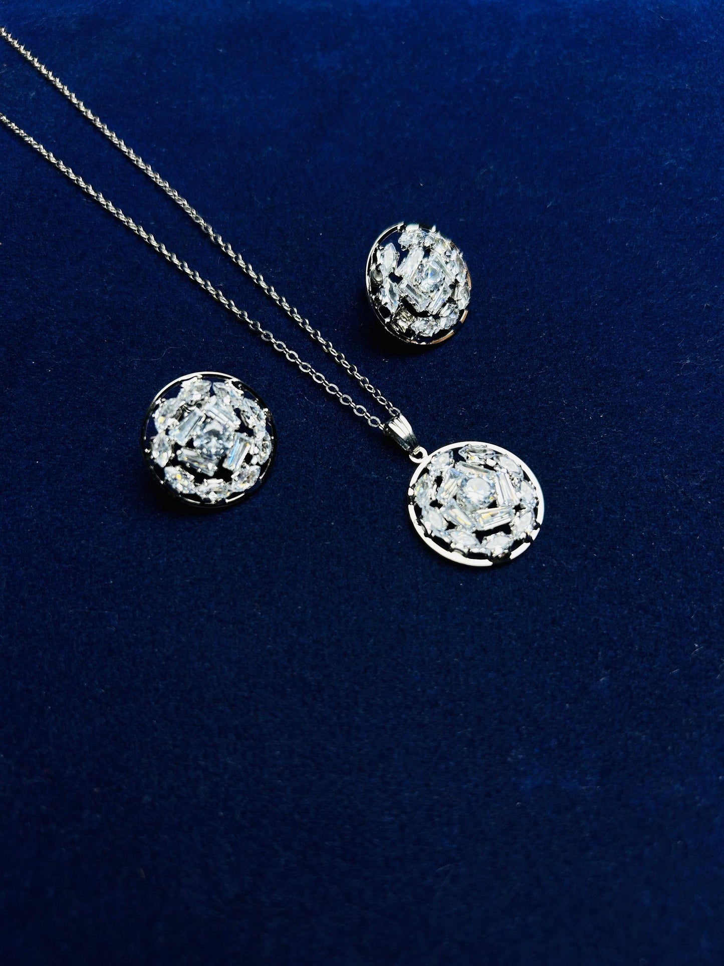 Silver Crystal Zircon Jewelry Set
